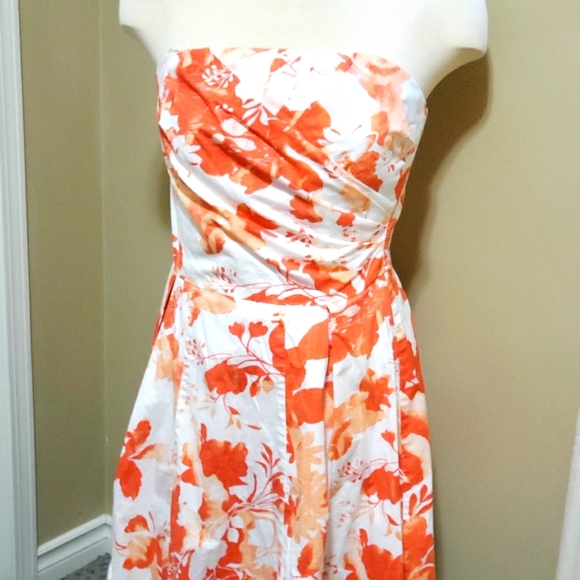 Dress - Picture 1 of 5